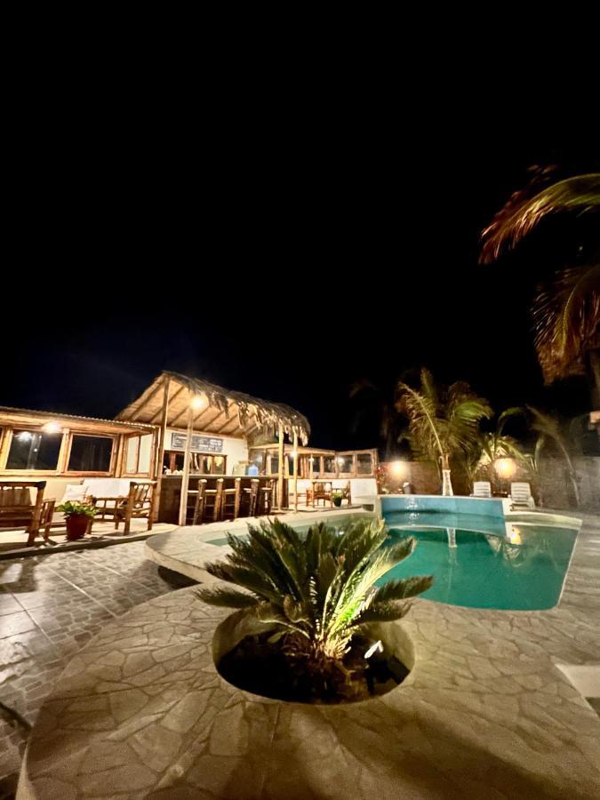 Hotel Puerto Antiguo Los Órganos Eksteriør bilde
