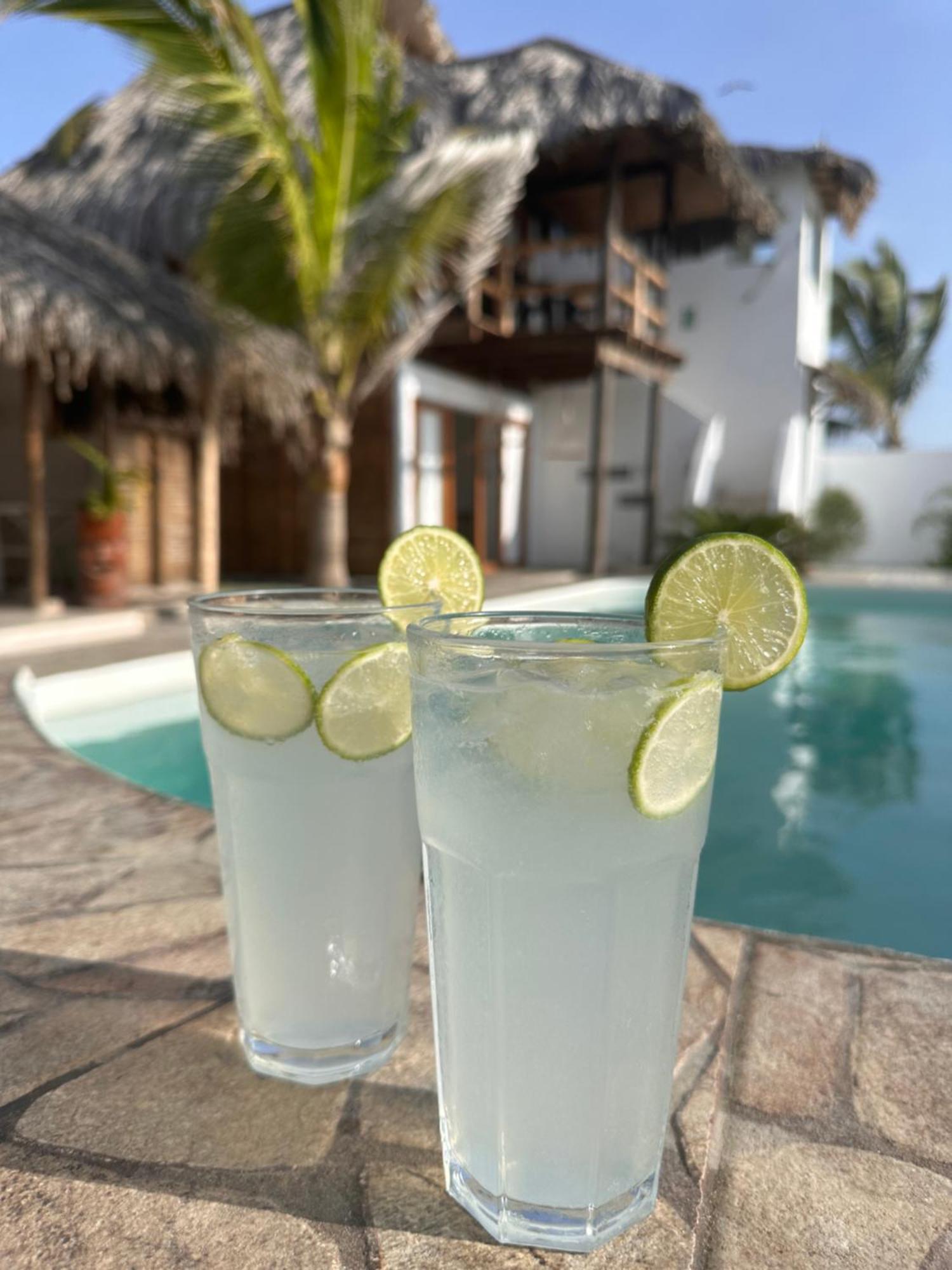 Hotel Puerto Antiguo Los Órganos Eksteriør bilde